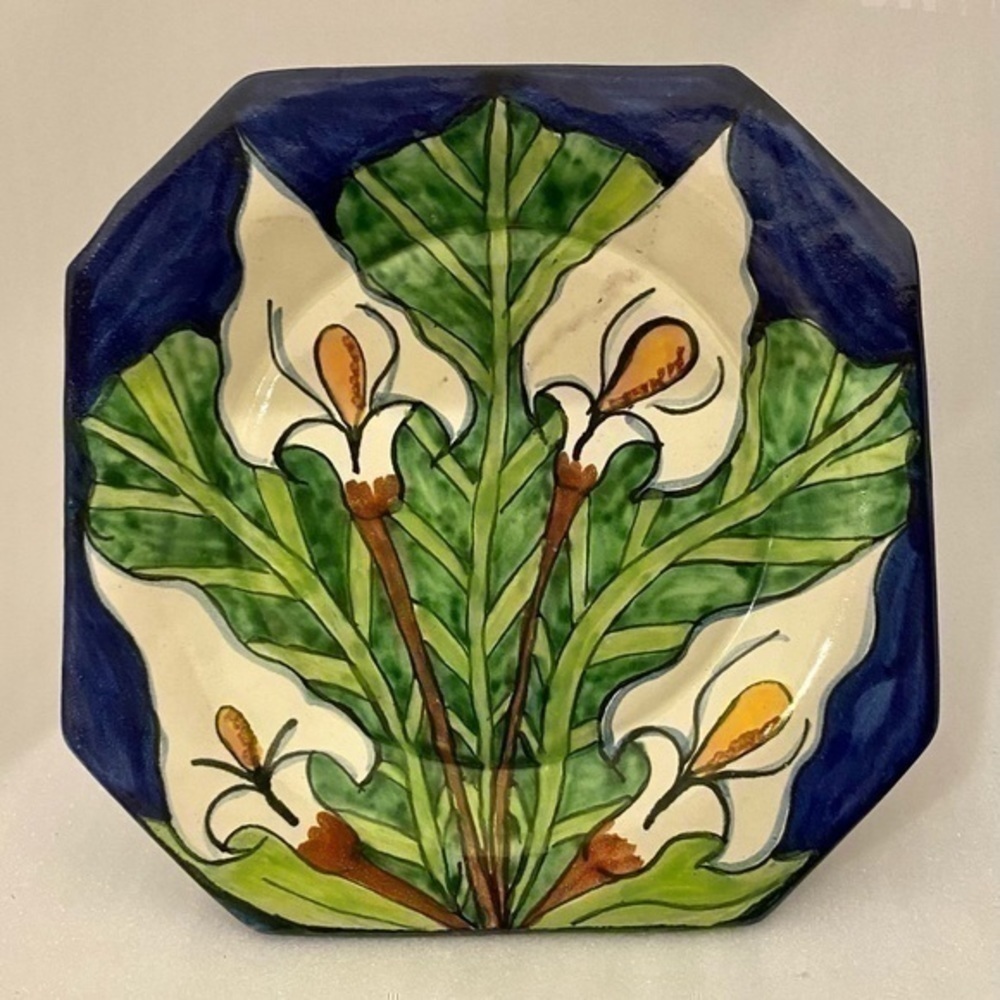 Vintage White Calla Lilies Mexican Talavera Octagon Blue Plate 10 1/2”